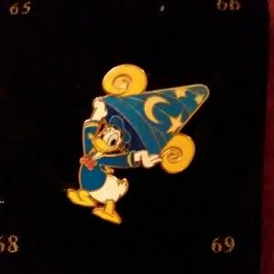 Disney pin